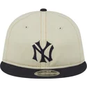 cappellino-piatto-beige-e-blu-navy-regolabile-9fifty-retro-crown-denim-dei-new-york-yankees-mlb-di-new-era