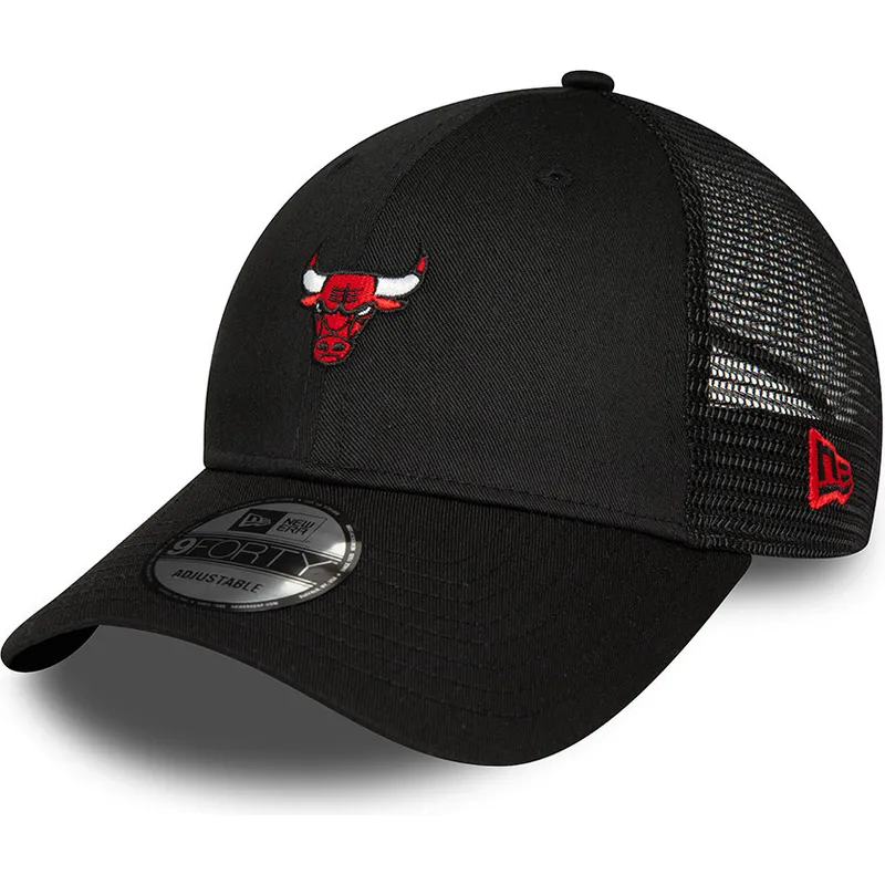 schwarze-verstellbare-9forty-trucker-kappe-home-field-der-chicago-bulls-nba-von-new-era