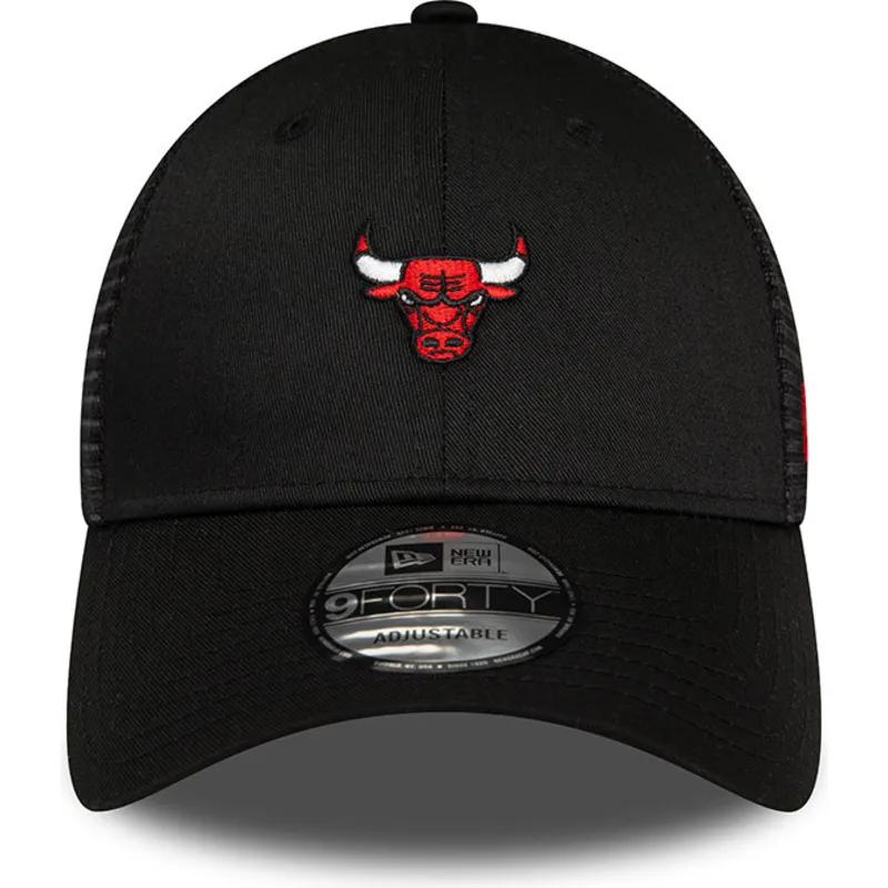 schwarze-verstellbare-9forty-trucker-kappe-home-field-der-chicago-bulls-nba-von-new-era