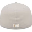 new-era-flat-brim-59fifty-league-essential-new-york-yankees-mlb-beige-fitted-cap