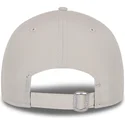 gorra-curva-beige-ajustable-con-logo-beige-9forty-league-essential-poly-de-new-york-yankees-mlb-de-new-era