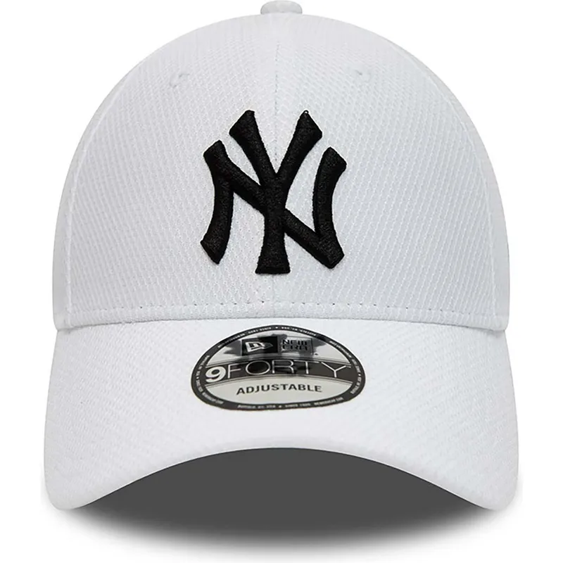 weisse-verstellbare-gebogene-kappe-9forty-diamond-era-essential-der-new-york-yankees-mlb-von-new-era