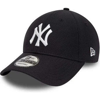 Cappellino a visiera curva blu navy regolabile 9FORTY Diamond Era Essential dei New York Yankees MLB di New Era