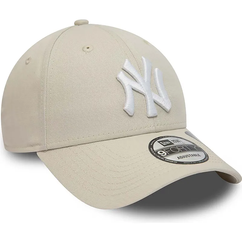 bezowa-zakrzywiona-czapka-regulowana-9forty-repreve-league-essential-new-york-yankees-mlb-od-new-era
