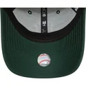 dunkelgrune-verstellbare-curved-cap-9forty-league-essential-der-new-york-yankees-mlb-von-new-era