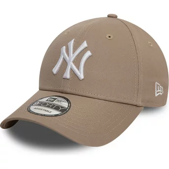 Casquette courbée marron claire ajustable 9FORTY League Essential New York Yankees MLB New Era