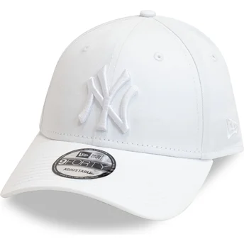 Hvid justerbar curved kasket med hvidt logo 9FORTY League Essential fra New York Yankees MLB fra New Era