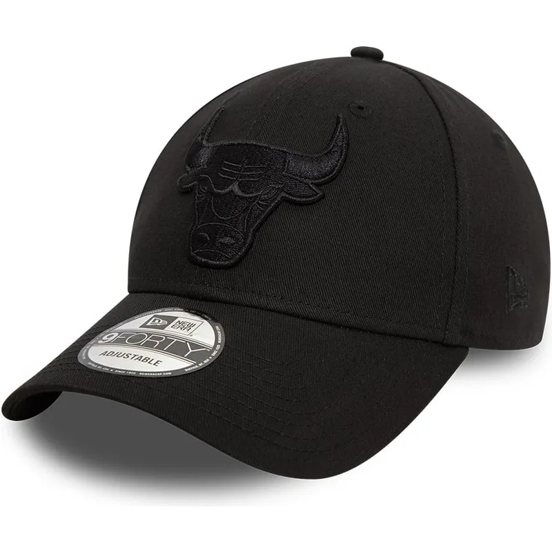 cappellino-curvo-nero-regolabile-con-logo-nero-9forty-essential-di-chicago-bulls-nba-di-new-era