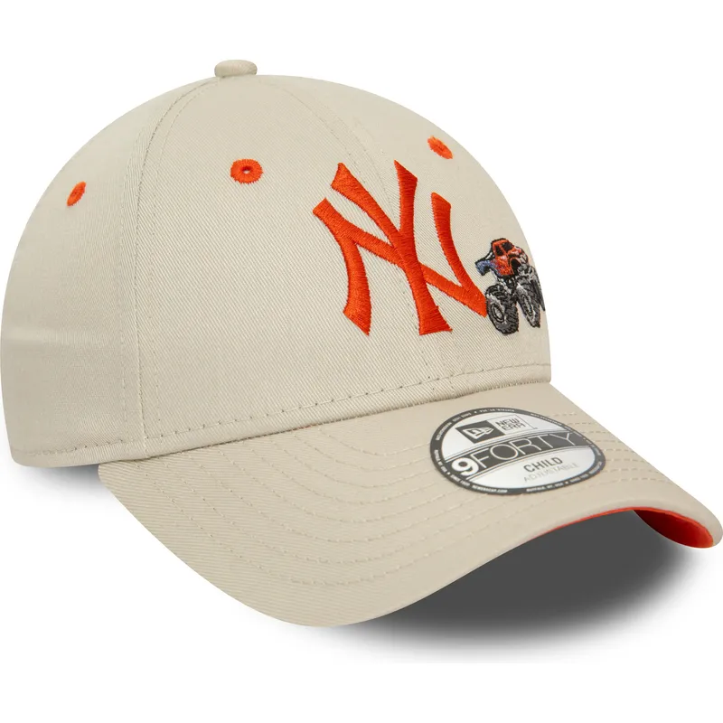 cappelli-curva-beige-cinghia-regolabile-per-bambino-9forty-graphic-monster-truck-dei-new-york-yankees-mlb-di-new-era cappelli-curva-beige-cinghia-regolabile-per-bambino-9forty-graphic-monster-truck-dei-new-york-yankees-mlb-di-new-era