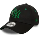 cappello-curvo-nero-regolabile-con-logo-verde-per-bambino-9forty-graphic-dinosauro-dei-new-york-yankees-mlb-di-new-era