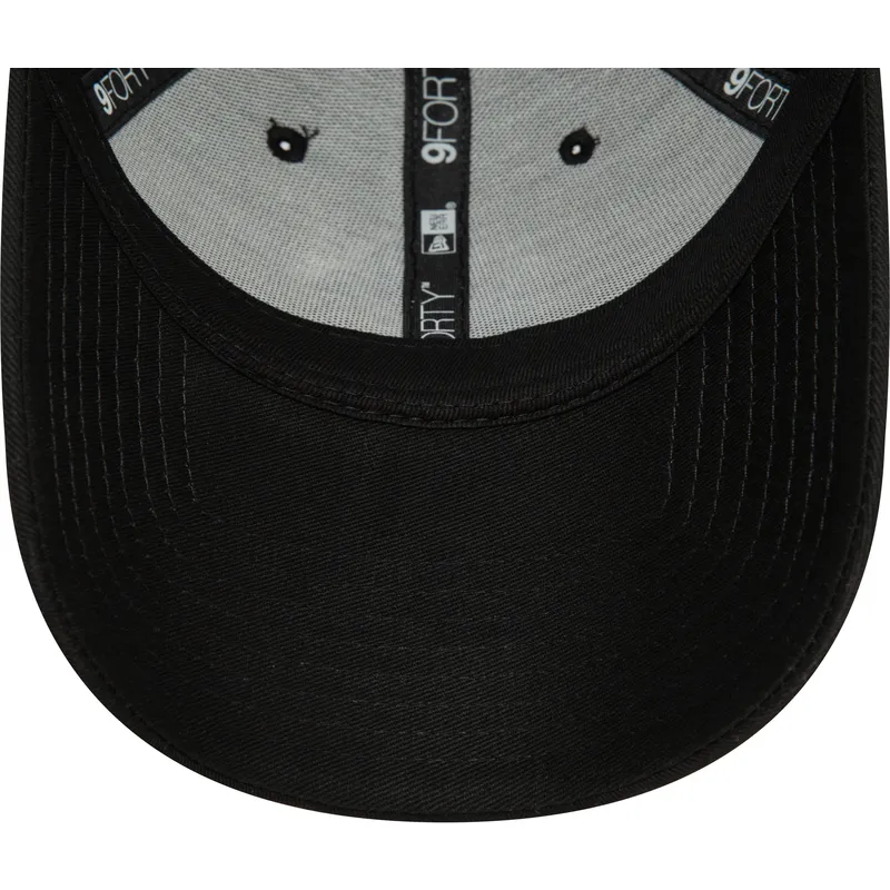 schwarze-verstellbare-kappe-mit-gebogenem-schirm-und-blauem-logo-9forty-league-essential-der-new-york-yankees-mlb-von-new-era