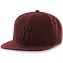 berretto-piatto-granata-snapback-con-grande-logo-dei-new-york-yankees-mlb-no-shot-di-47-brand
