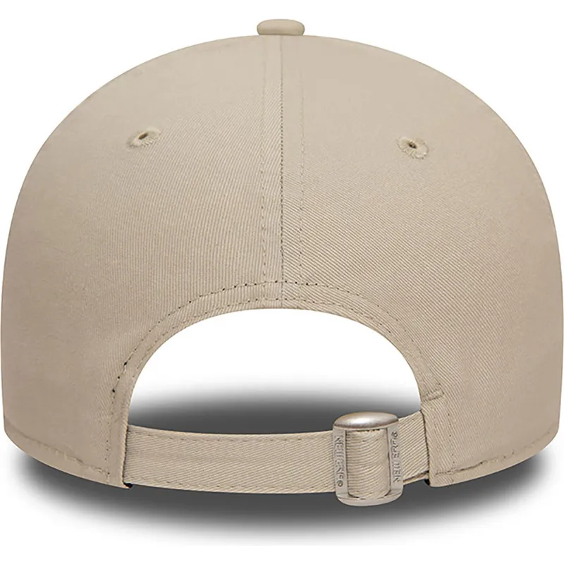 mutzen-gebogen-beige-verstellbares-band-claro-9forty-league-essential-der-new-york-yankees-mlb-von-new-era