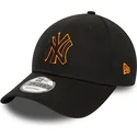 cappellino-curvo-nero-regolabile-con-logo-arancione-9forty-team-outline-dei-new-york-yankees-mlb-di-new-era