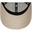 beige-verstellbare-9forty-seasonal-infill-kappe-der-new-york-yankees-mlb-von-new-era