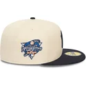 cappello-piatto-beige-e-blu-navy-aderente-59fifty-team-colour-dei-new-york-yankees-mlb-di-new-era