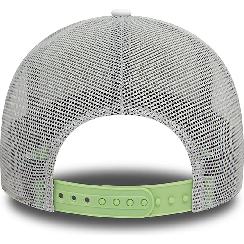 cappellino-trucker-bianco-e-verde-a-frame-summer-di-ibiza-citta-e-spiagge-di-new-era