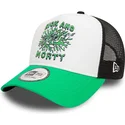 cappellino-trucker-bianco-nero-e-verde-a-frame-character-di-rick-e-morty-di-new-era