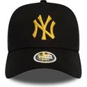 casquette-trucker-noire-pour-femme-avec-logo-jaune-a-frame-metallic-new-york-yankees-mlb-new-era