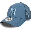 cappellino-trucker-blu-con-logo-blu-9forty-home-field-dei-new-york-yankees-mlb-di-new-era
