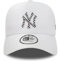 gorra-trucker-blanca-a-frame-seasonal-infill-de-new-york-yankees-mlb-de-new-era