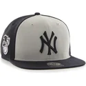 cappello-snapback-piatto-nero-e-bianco-dei-new-york-yankees-mlb-sure-shot-di-47-brand