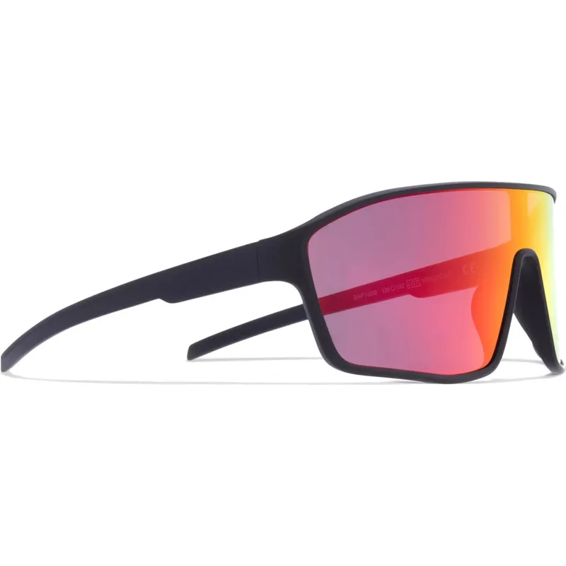 occhiali-da-sole-nero-gafas-dei-sol-negras-daft-008-di-red-bull occhiali-da-sole-nero-gafas-dei-sol-negras-daft-008-di-red-bull