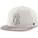 cappelli-piatta-grigio-snapback-dei-new-york-yankees-mlb-di-47-brand