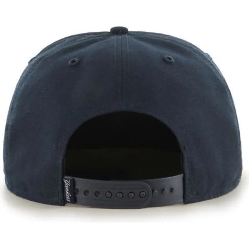 mutzen-flach-marineblau-snapback-der-new-york-yankees-mlb-von-47-brand