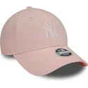justerbar-lyserod-buet-kasket-til-kvinder-9forty-linen-fra-new-york-yankees-mlb-fra-new-era