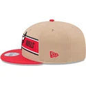 cappello-piatto-marrone-e-rosso-snapback-9fifty-draft-2024-di-chicago-bulls-nba-di-new-era