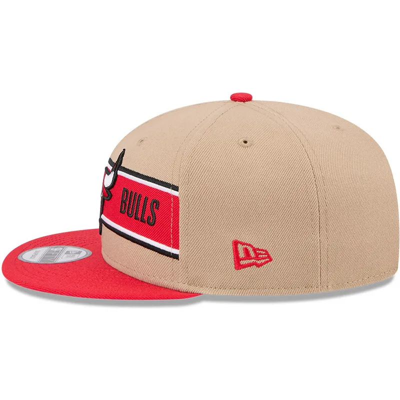 brazowo-czerwona-czapka-z-daszkiem-snapback-9fifty-draft-2024-chicago-bulls-nba-od-new-era