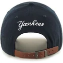 cappellino-curvo-blu-navy-con-piccolo-logo-dei-new-york-yankees-mlb-clean-up-di-47-brand
