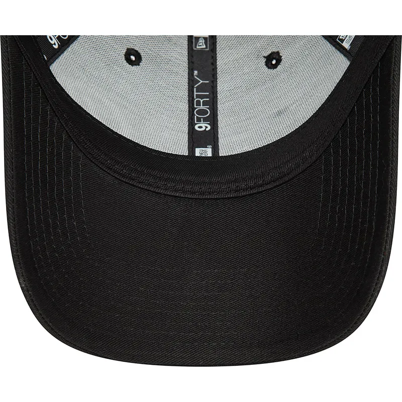 cappellino-curvo-nero-snapback-9forty-di-haas-f1-team-formula-1-di-new-era