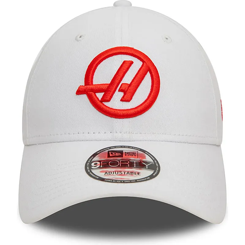 biala-czapka-z-zakrzywionym-daszkiem-typu-snapback-9forty-haas-f1-team-formula-1-od-new-era