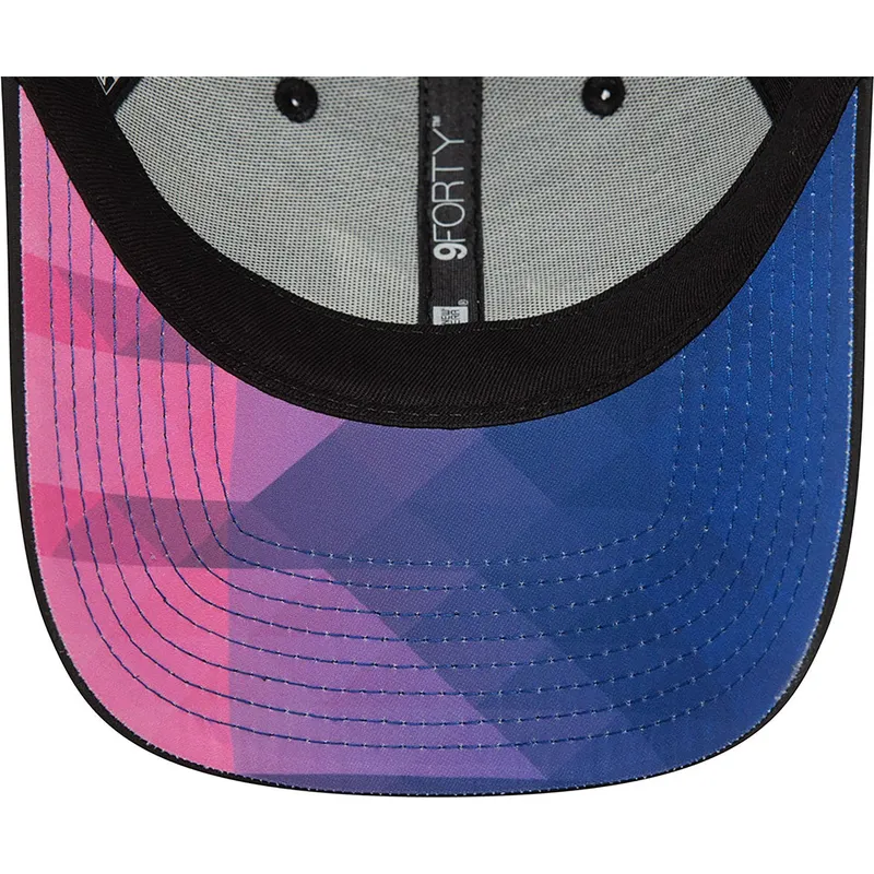 svart-truckerkeps-9forty-fran-alpine-f1-team-formula-1-av-new-era