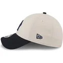 cappello-curvo-beige-e-blu-navy-snapback-9forty-stretch-snap-4th-of-july-dei-new-york-yankees-mlb-di-new-era