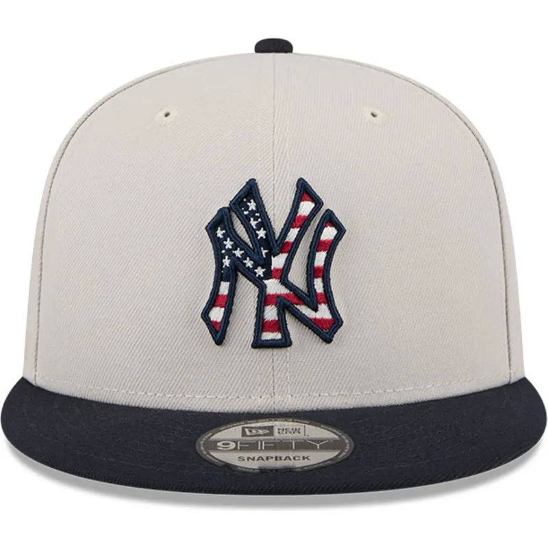 cappello-piatto-beige-e-blu-marino-snapback-9fifty-4th-of-july-dei-new-york-yankees-mlb-di-new-era