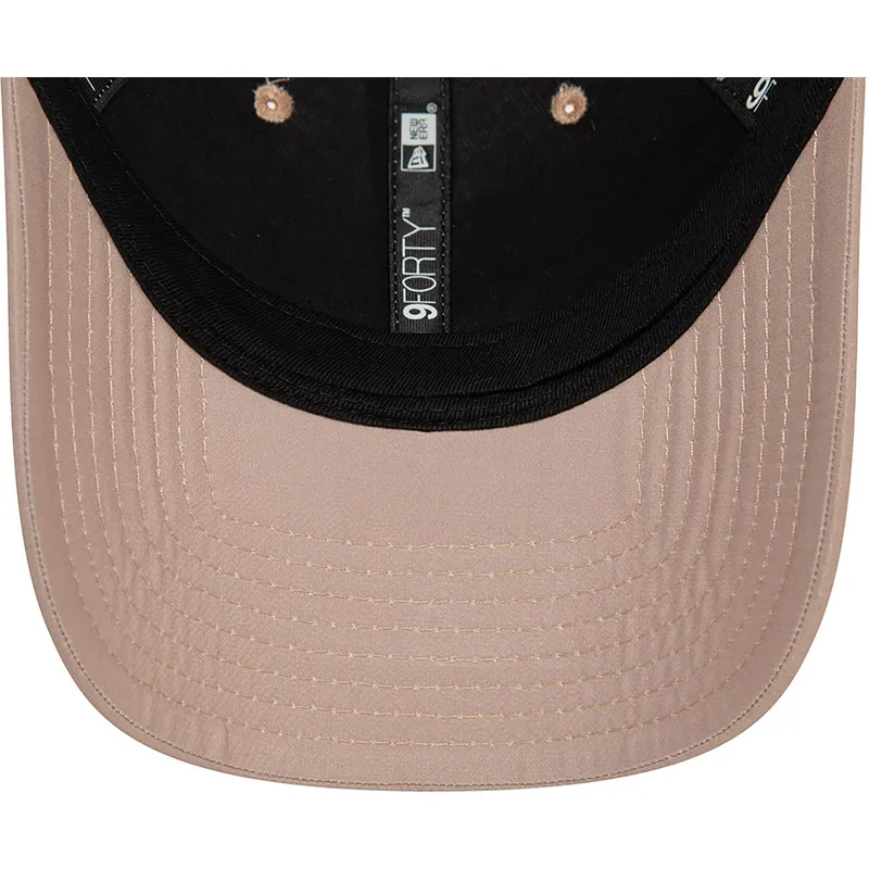 mutzen-gebogen-beige-verstellbares-band-dorado-9forty-flawless-der-new-york-yankees-mlb-von-new-era