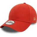 czerwona-zakrzywiona-czapka-regulowana-9forty-essential-od-new-era