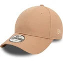 casquette-courbee-beige-ajustable-9forty-essential-new-era