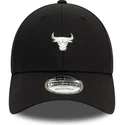 cappellino-curvo-nero-regolabile-9forty-metallic-pin-di-chicago-bulls-nba-di-new-era