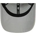 mutzen-gebogen-grau-verstellbares-band-9forty-flame-der-new-york-yankees-mlb-von-new-era