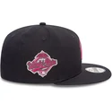 cappello-snapback-blu-navy-con-visiera-piatta-e-logo-rosa-9fifty-seasonal-flower-dei-new-york-yankees-mlb-di-new-era