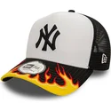 cappelli-curva-bianco-snapback-a-frame-flame-dei-new-york-yankees-mlb-di-new-era