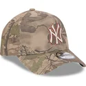 cappellino-curvo-mimetico-snapback-9forty-leaf-camo-dei-new-york-yankees-mlb-di-new-era