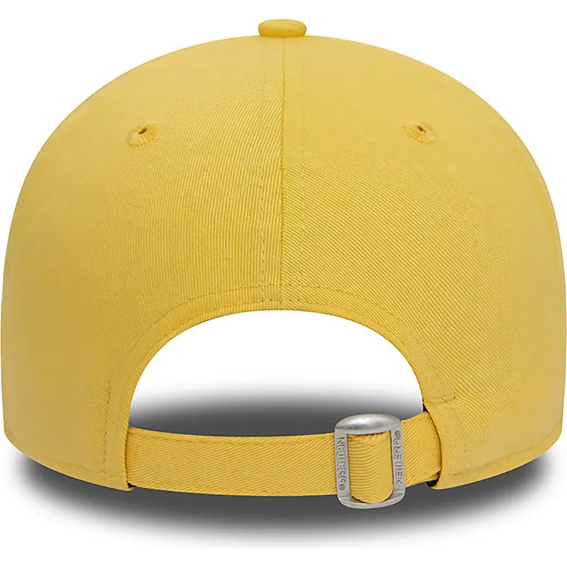 cappellino-curvo-giallo-regolabile-9forty-essential-di-new-era