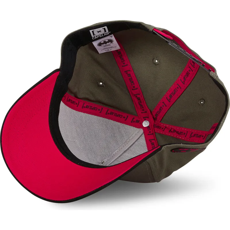 cappellino-curvo-marrone-e-nero-snapback-batman-kni-dc-comics-di-capslab