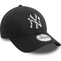cappellino-curvo-nero-regolabile-9forty-seasonal-infill-dei-new-york-yankees-mlb-di-new-era