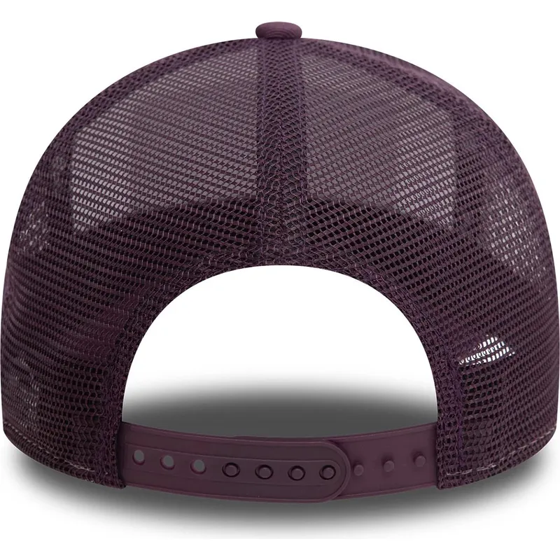 mutzen-gebogen-violett-snapback-a-frame-ski-patch-der-courchevel-ciudades-y-playas-von-new-era